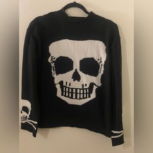 Medium women’s Skull Sweater